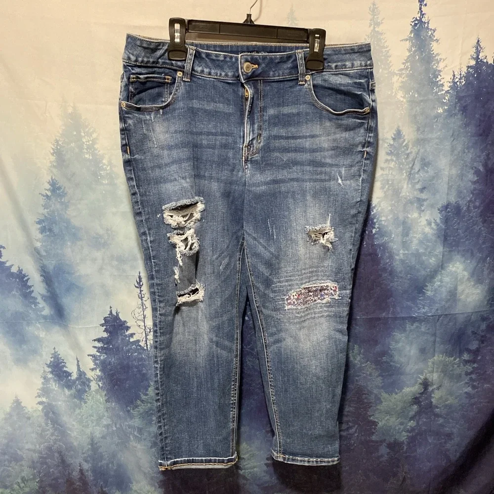 Maurices Size 18W Med Wash Distressed High Rise Womens Blue Jeans